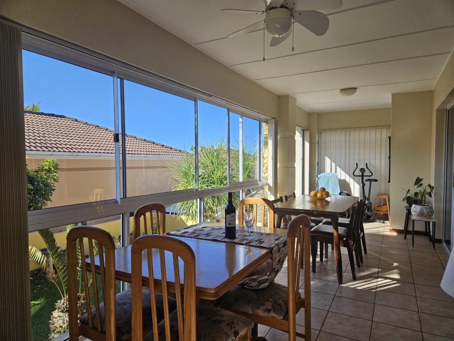 3 Bedroom Property for Sale in Wavecrest Eastern Cape